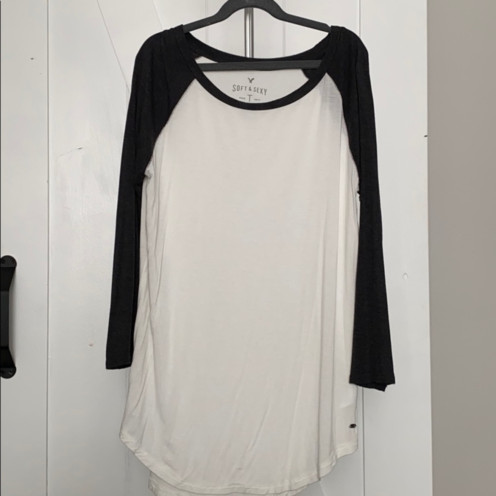 American Eagle baseball tee